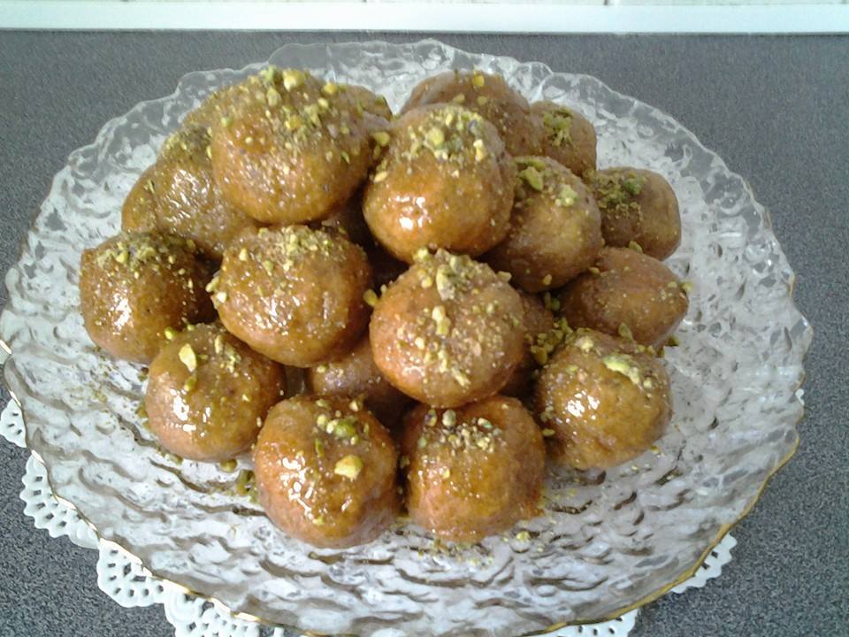 Nos recettes - FRITESHS (boules) DE MATSA AU MIEL (Pessah) - Par Lily