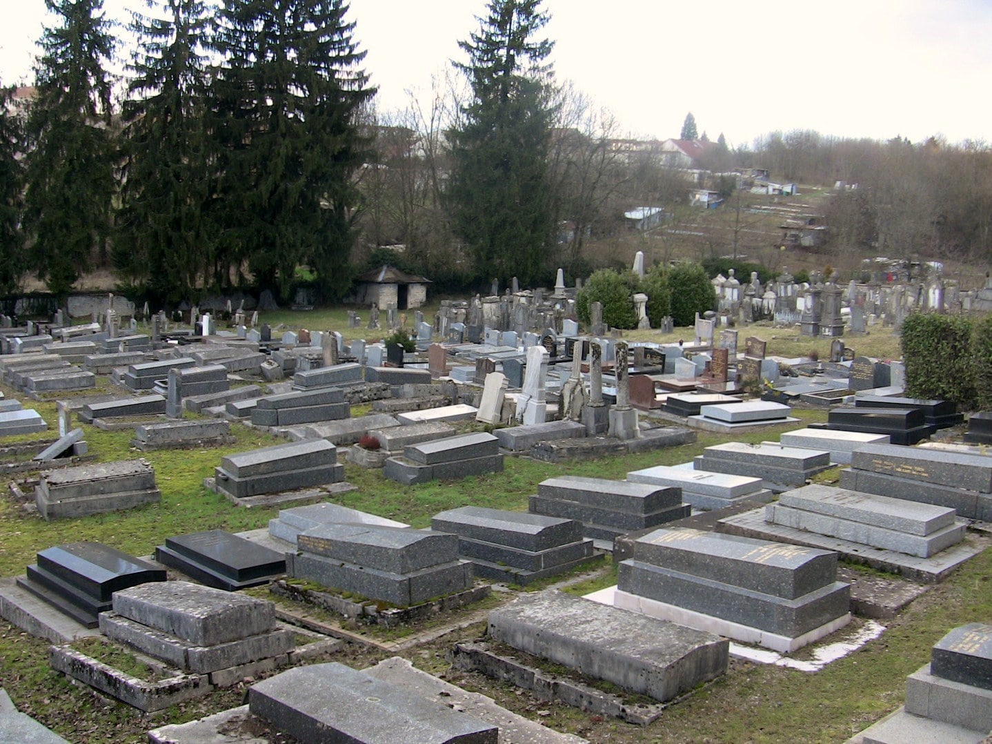 Montée au cimetière le jour du 9 Av - Rav Haïm Ishay